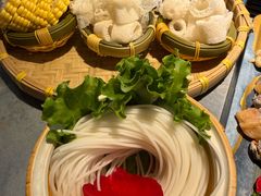 -慢丽江·云南野生菌土鸡锅(付家庄店)