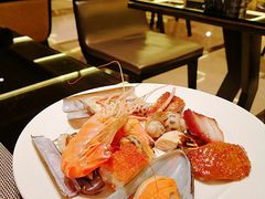 自助餐-大中华希尔顿酒店-念自助餐·嗨啤·小龙虾