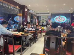 -川流不息·地道川菜·小龙虾(松东路店)