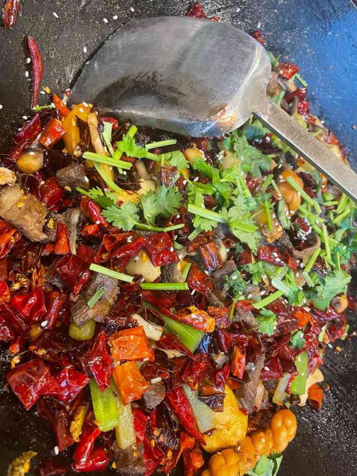 三钢赵记辣子羊肉(三钢厂总店)-"有图有真相!朋友安利的小酒馆,巴适!