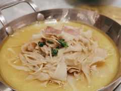 -小菜园新徽菜(宜兴八佰伴店)