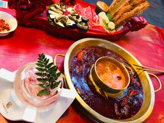 -小龙翻大江文化火锅(宽窄店)