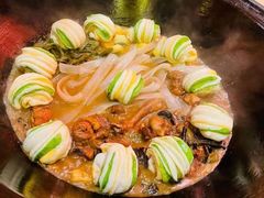 -万里闯关东铁锅炖菜馆(高新旗舰店)