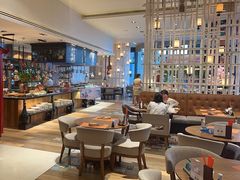 -松咖啡自助餐厅·松北香格里拉