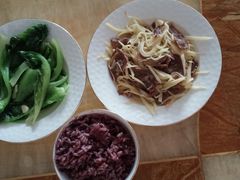 -爱的果实月嫂育婴师(世纪东方店)