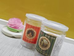 -红宝石·鲜奶小方·海派西点房(南丹店)