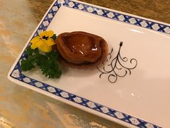 鲍鱼酥-唐阁(香港朗廷酒店)