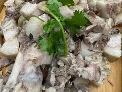 -红岩美食坊(伊春市伊春区)