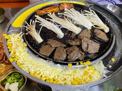 -胡悦里韩式烤肉(芝罘万达广场店)