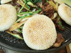 -老北京炸酱面大王.铜锅涮肉(朝阳门店)