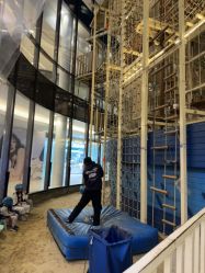 -PIPIKINGDOM皮皮王国欢乐号(欢乐海岸购物中心店)