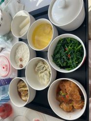 -爱陪伴一对一月子中心(融侨店)
