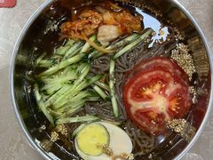 -吉林延边牛肉汤饭，大冷面