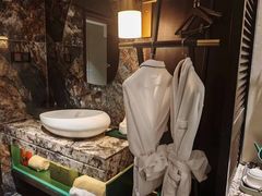 -铂尔登国际酒店(南山深圳湾口岸店)