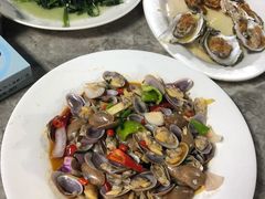 -四川小胡子海鲜(丁村万人海鲜广场店)