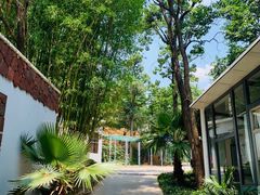 餐厅小路-猎人苑