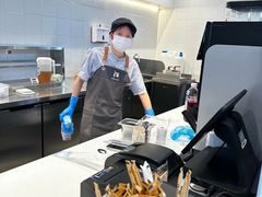 -麦当劳(静安寺店)