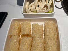 -左庭右院鲜牛肉火锅(金山万达店)
