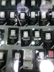 点击看大图 -Wisezone唯点穿耳打耳洞专业国际连锁品牌