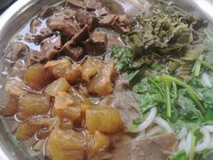 -花溪牛肉粉(八鸽岩店)