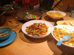 猫儿山的小黄牛-吃饭皇帝大(解放西路店)
