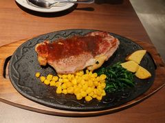 沙朗牛排配黑胡椒酱-萨莉亚意式餐厅(百联徐汇店)