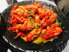 -虾易落味(杭州黄龙万科中心店)