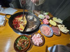 -乐闹闹重庆火鍋(民治店)