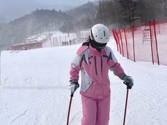 -亚布力新体委滑雪场
