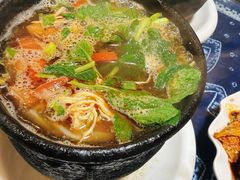 -云南李记罐罐米线饵丝小吃(汉中门金鹰店)