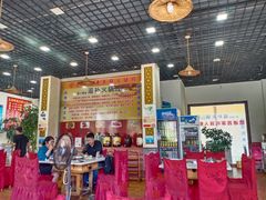 大堂-乙丙丁正宗昭通天麻火腿鸡(总店)