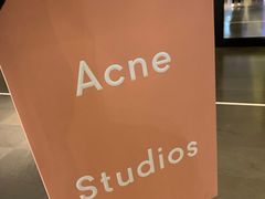 -Acne Studios(芮欧百货店)
