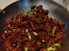 -阿瓦山寨·湘菜现炒·剁椒鱼头王(咸阳总店)