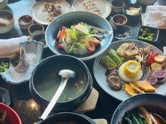 -雾山韩式烤肉·海南糟粕&椰子鸡火锅·海景餐厅(三亚绿发山海天JW万豪酒店)