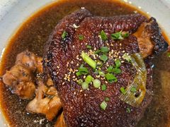 -老码头黑皮肘子锅包肉(赣水路店)