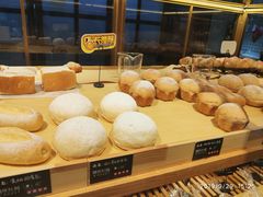 -啊噗吐呦现场烘焙(麦凯乐店)