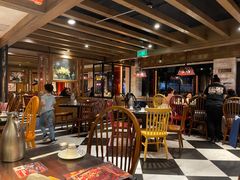 大堂-江边城外烤全鱼(方庄时代购物中心店)