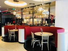 大堂-必胜客(东莞地王店)