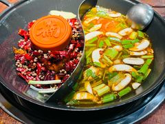 贵州酸汤鸳鸯锅-楠火锅(西单店)