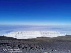 -乞力马扎罗山