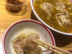 -八二小区抄手(龙湖上城天街店)