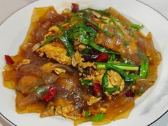 -鲁南仔·滕州炒鸡(经三路店)