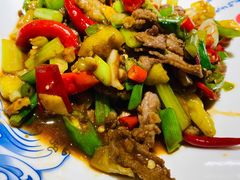 小炒黄牛肉-侯家庄阿才有品私房菜馆