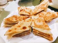 -阿三鱼头泡饼·家常菜