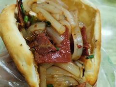 夹牛肉凉粉-小陈方酥锅盔(古城总店)