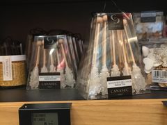 -乐蓬马歇百货公司(Rive Gauche)