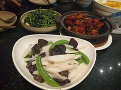 -鹿港小镇(霄云店)
