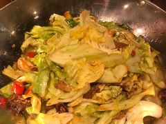 -有红鸡毛店·川菜(建设路店)