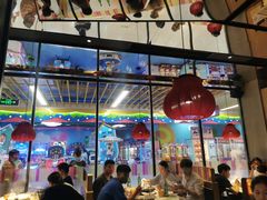 大堂-小骨煲金华砂锅(转塘金街美地店)