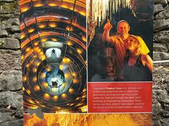 -怀托摩萤火虫洞